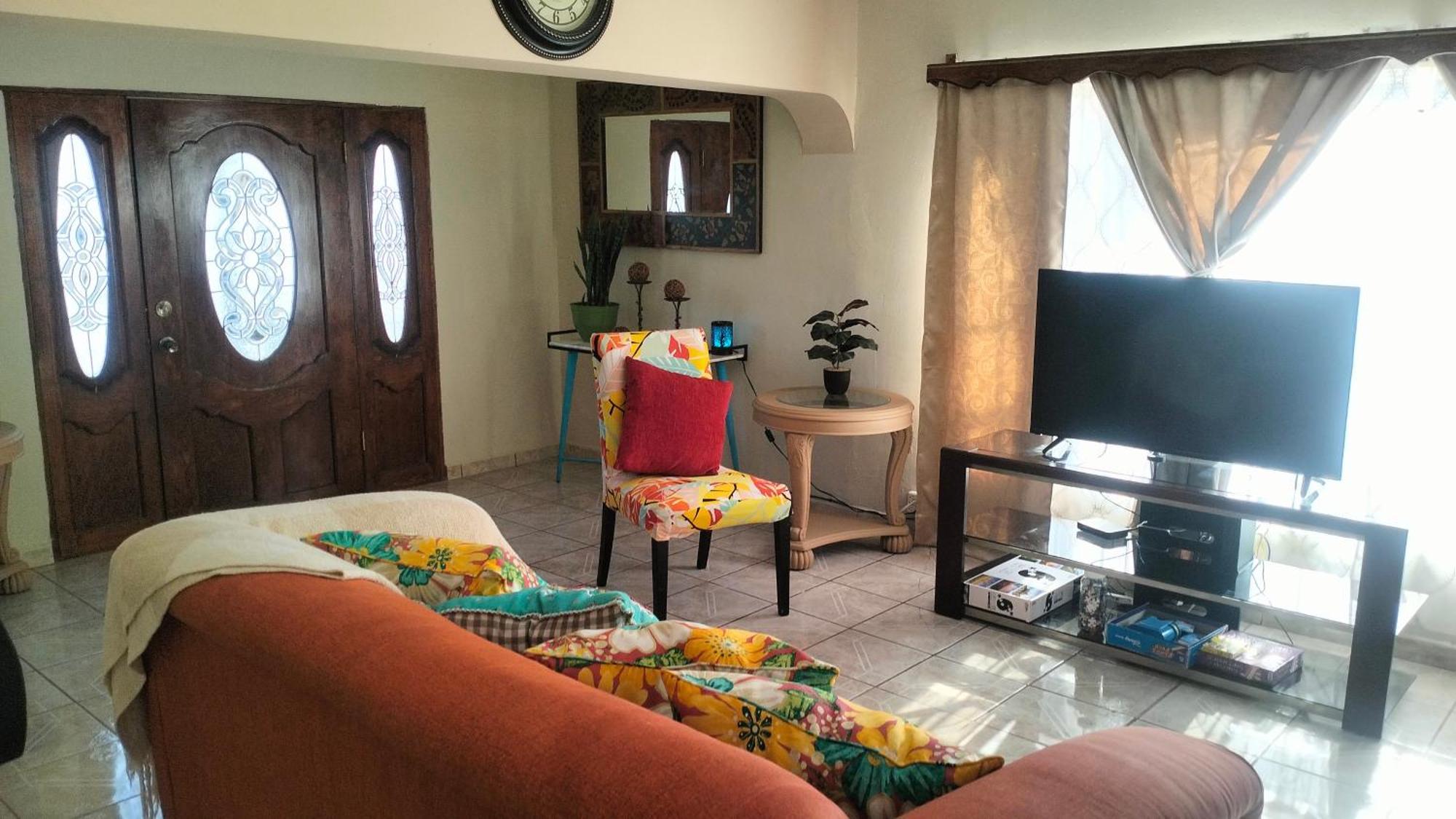 Geranios Villa Ciudad Juarez Ngoại thất bức ảnh